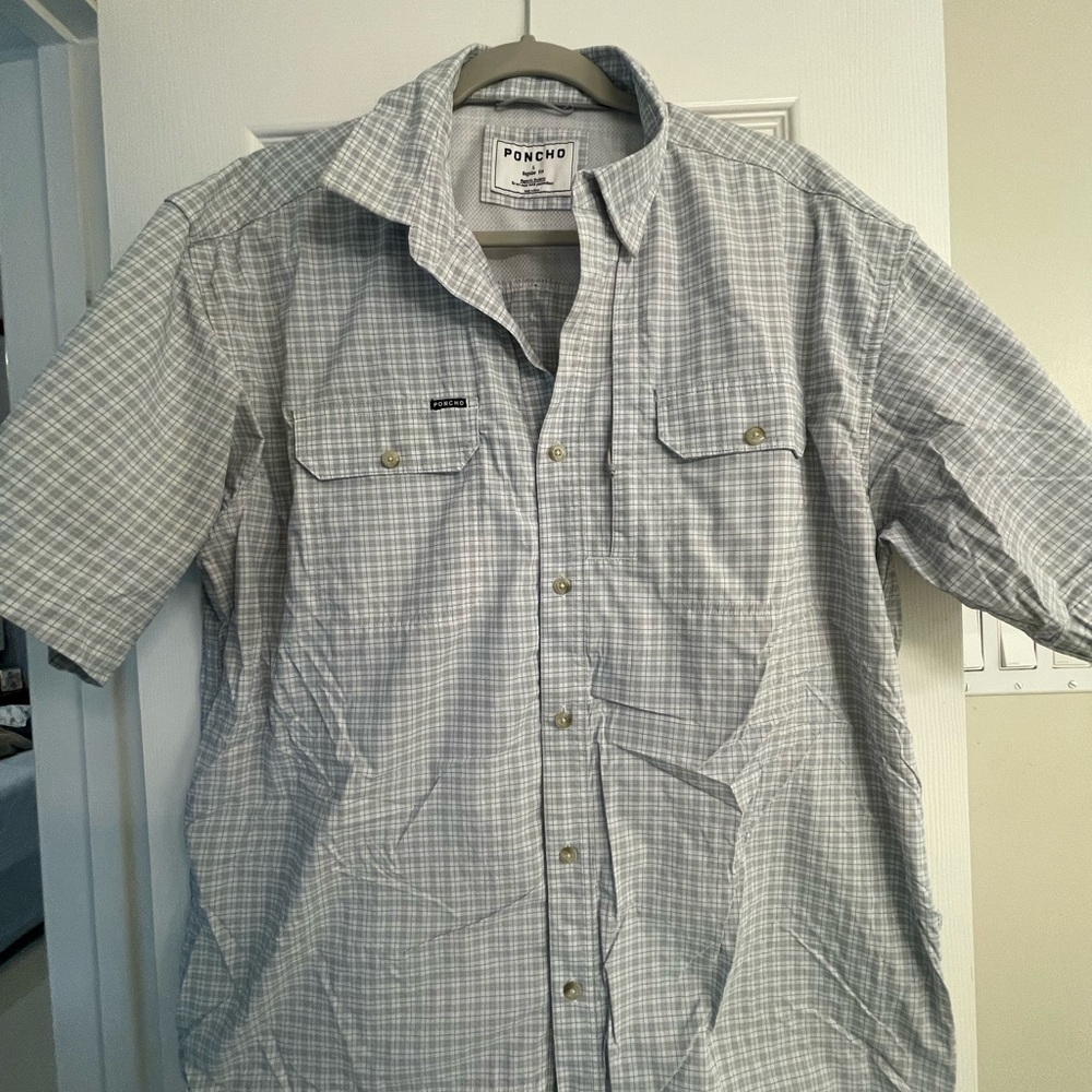 Poncho Light Gray Plaid Men's Casual Shirt